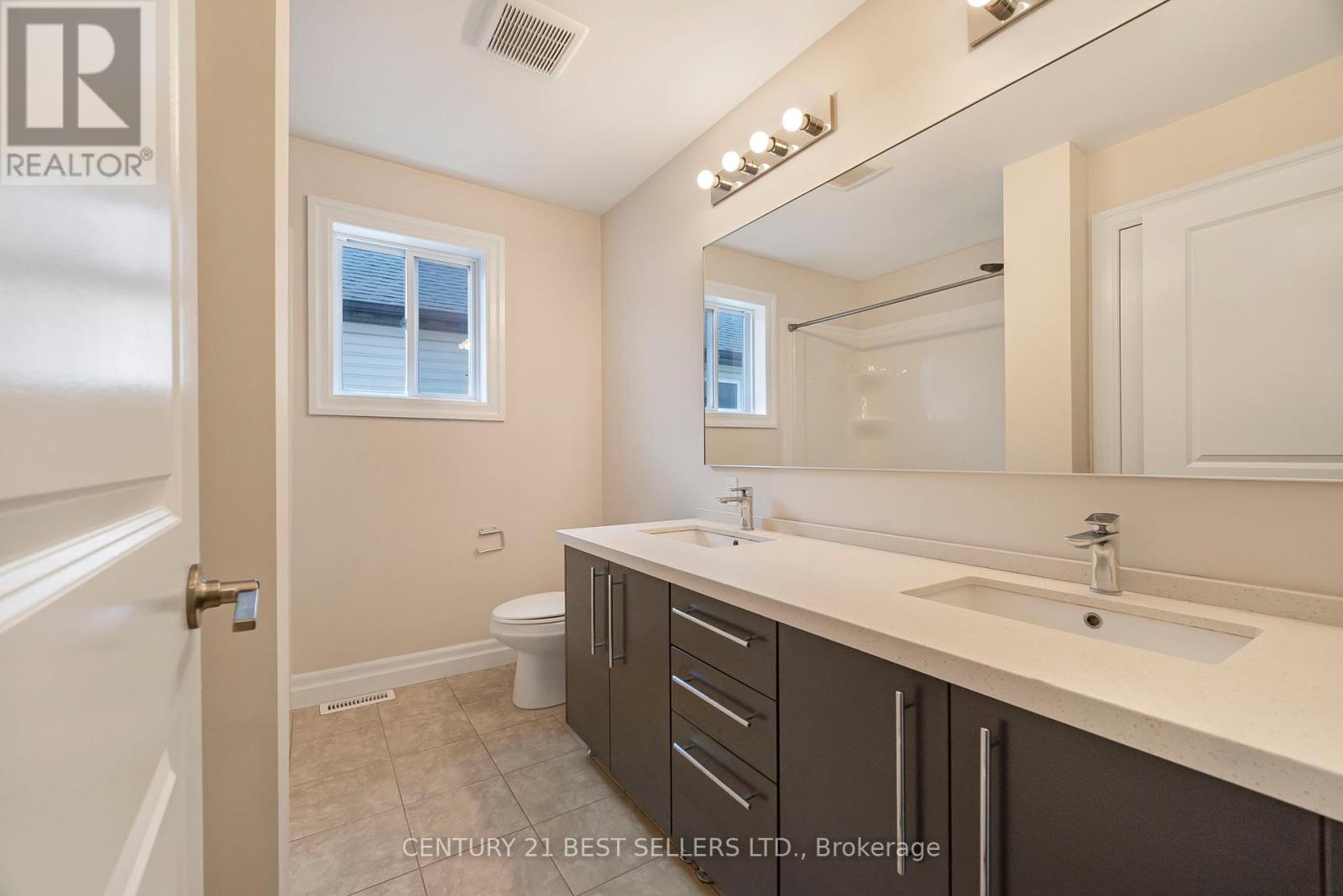 33 - 2619 Sheffield Boulevard, London South (South U), Ontario  N6M 0G4 - Photo 29 - X12392445