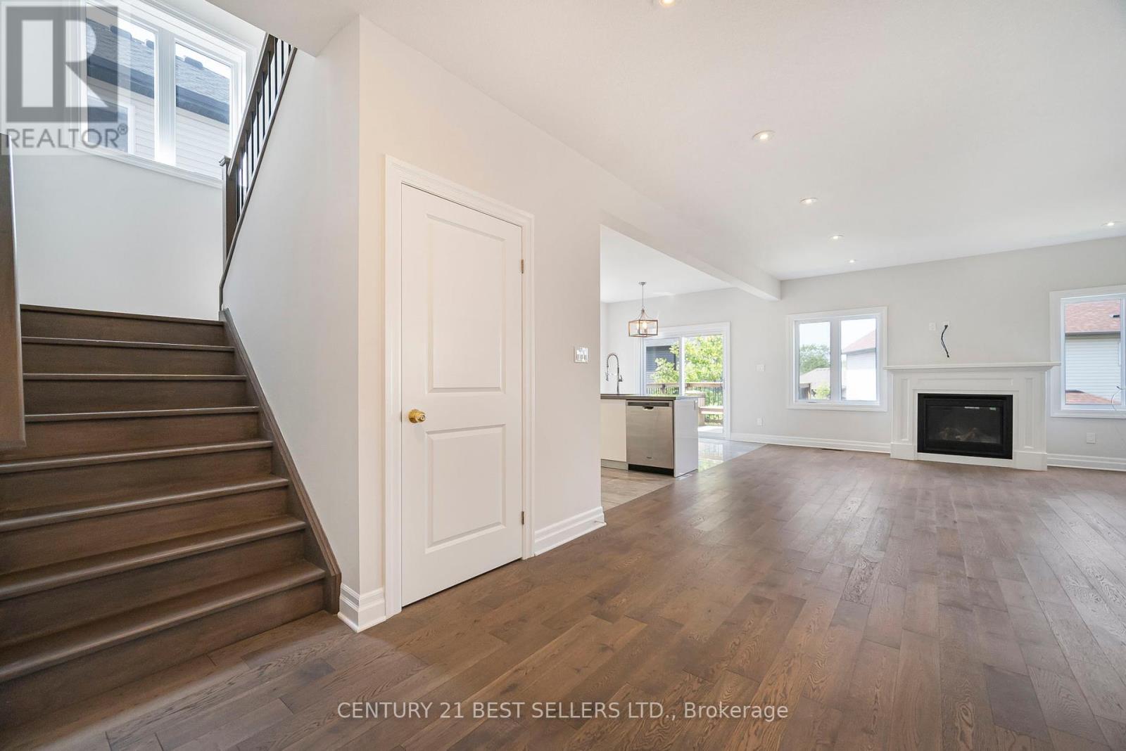33 - 2619 Sheffield Boulevard, London South (South U), Ontario  N6M 0G4 - Photo 7 - X12392445