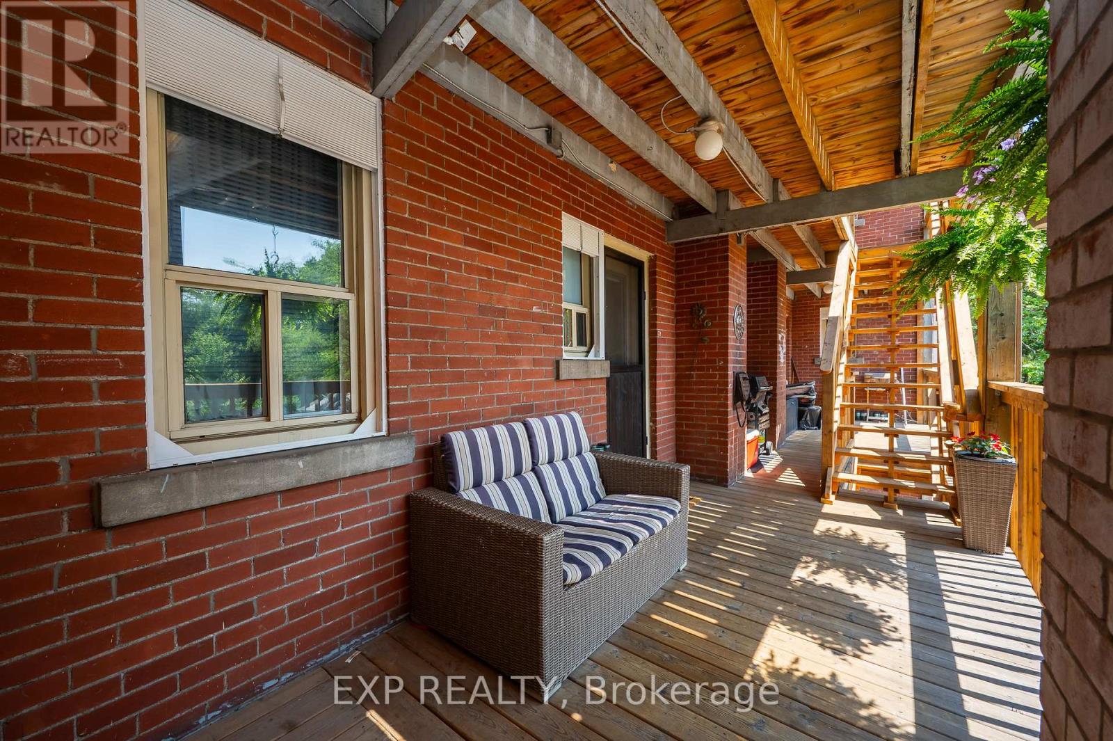 22 - 6 Vineland Avenue, Hamilton, Ontario  L8M 1R4 - Photo 14 - X12392475