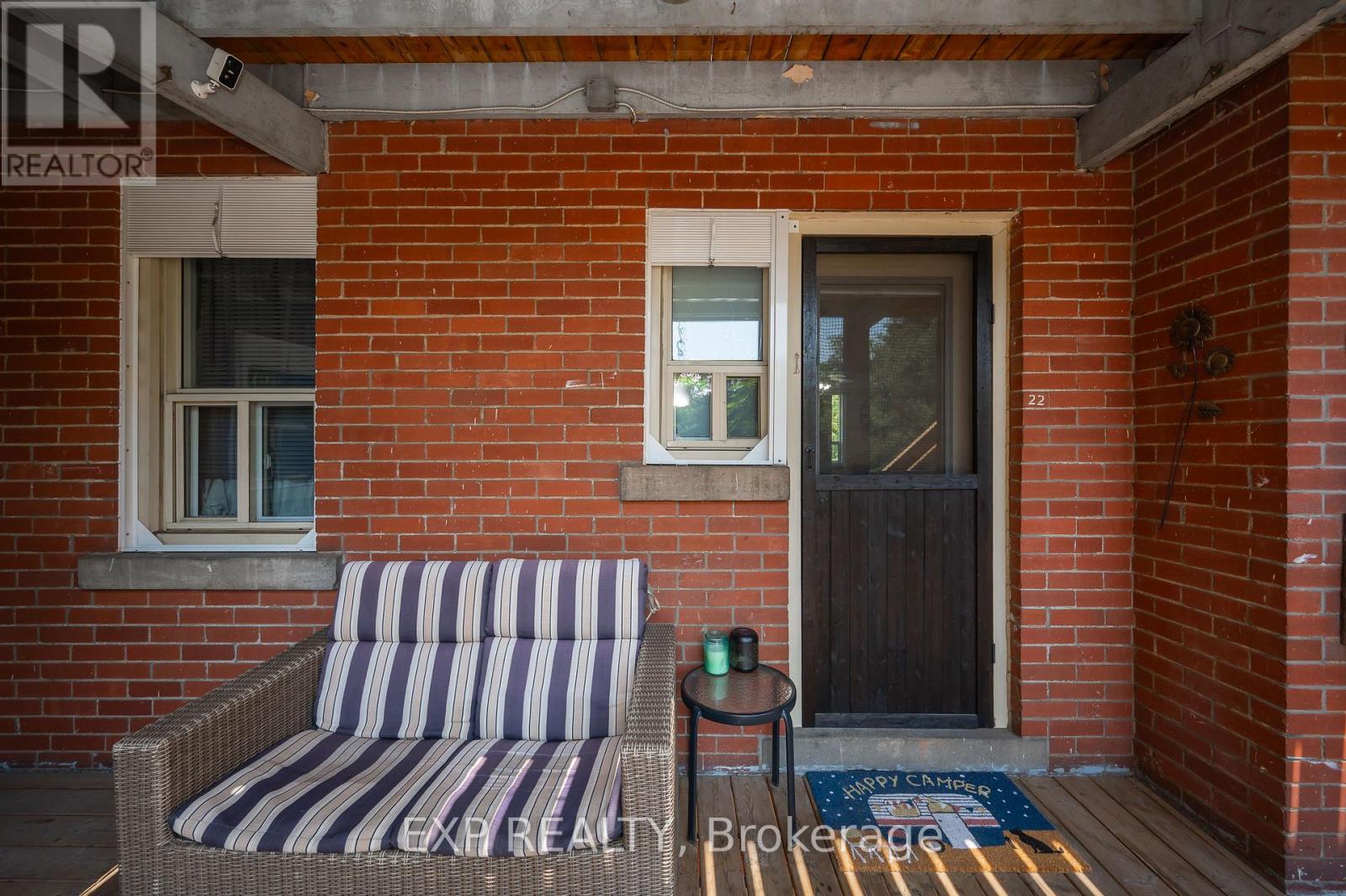 22 - 6 Vineland Avenue, Hamilton, Ontario  L8M 1R4 - Photo 15 - X12392475