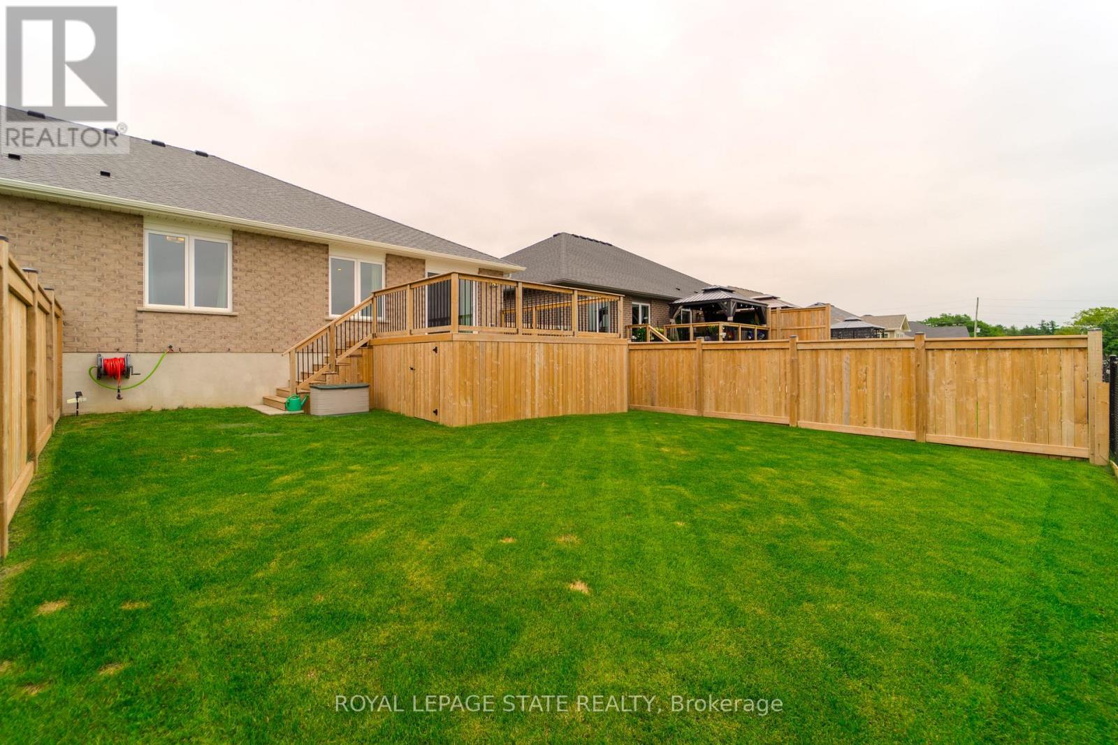 8 Harlequin Court, St. Thomas, Ontario  N5R 0L5 - Photo 15 - X12392492