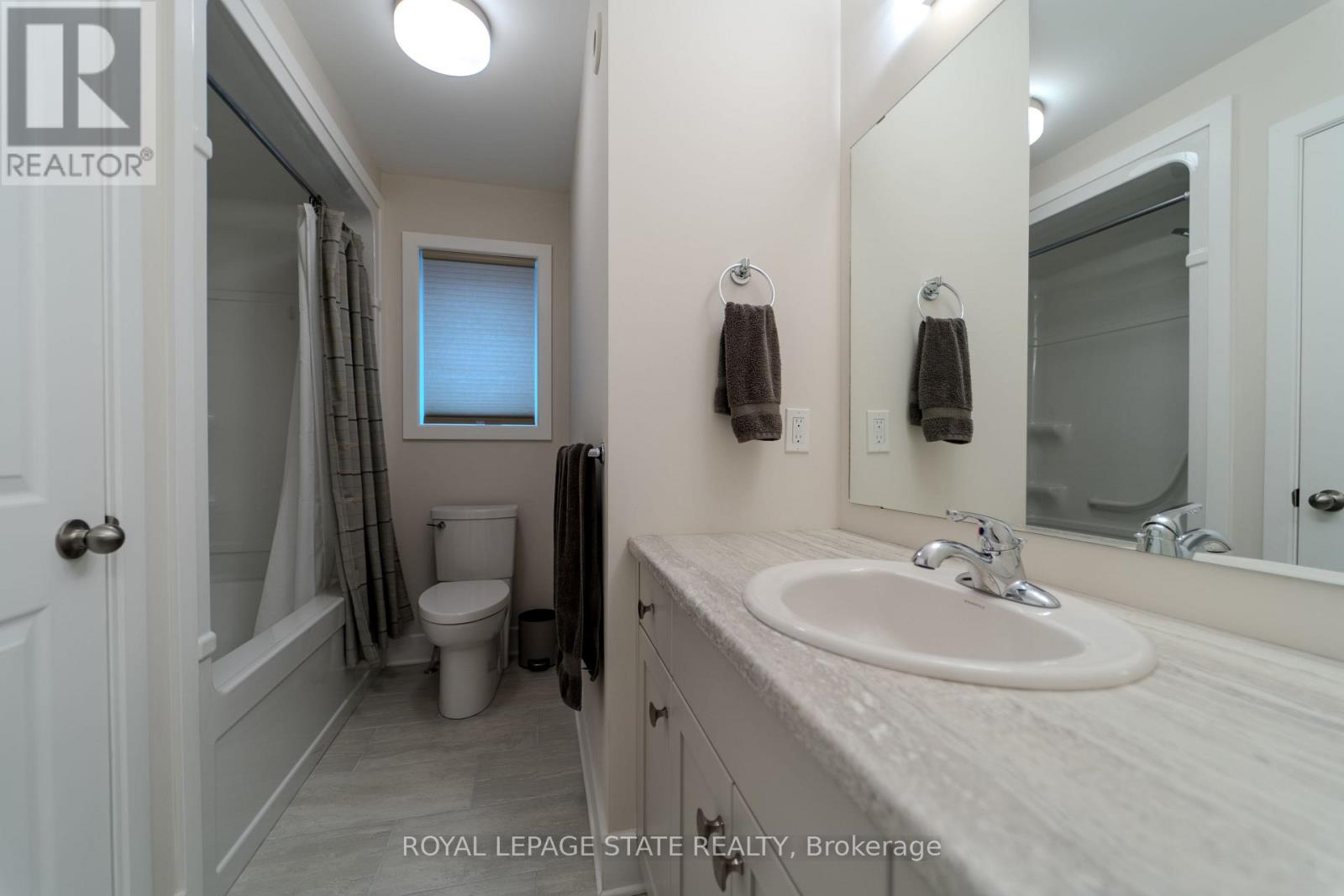 8 Harlequin Court, St. Thomas, Ontario  N5R 0L5 - Photo 8 - X12392492