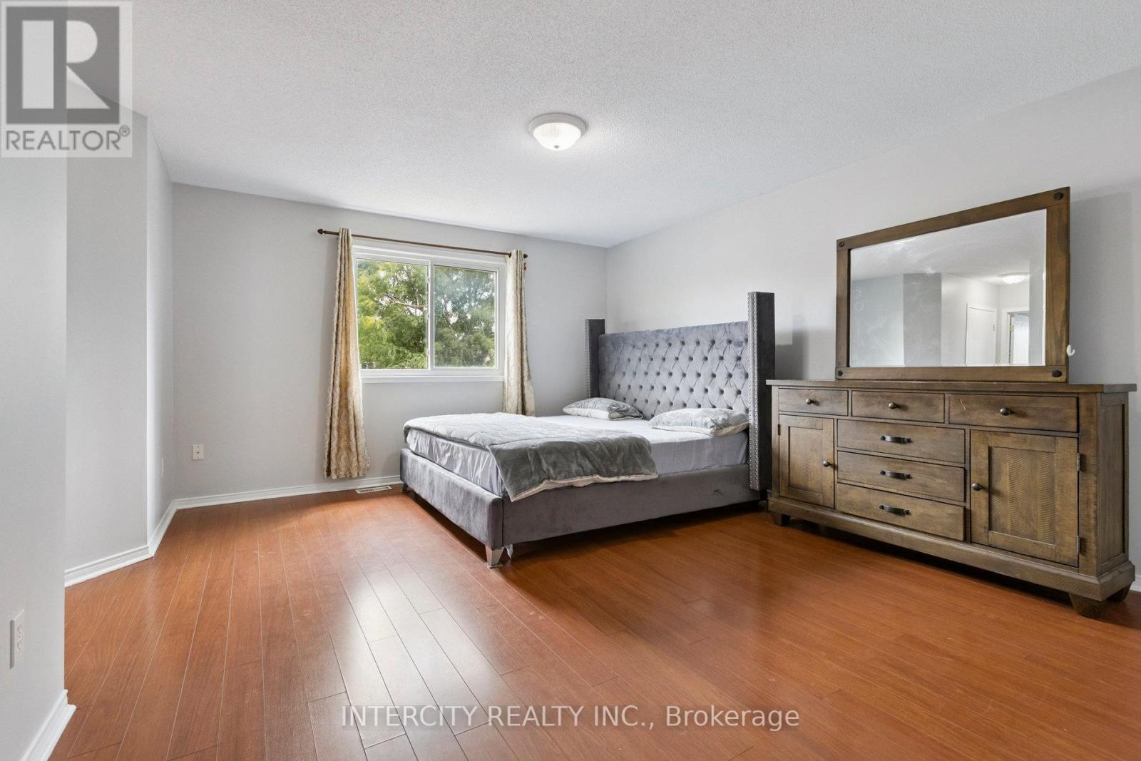 28 Vivian Baulk Street, Cambridge, Ontario  N3H 5R1 - Photo 24 - X12392498