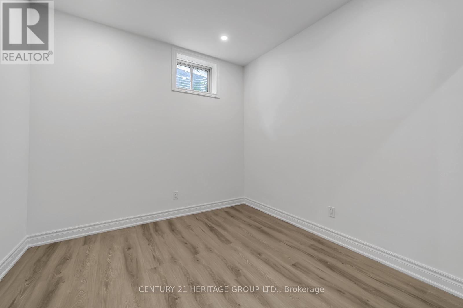 6 Menotti Drive, Richmond Hill, Ontario  L4E 0G9 - Photo 7 - N12364974