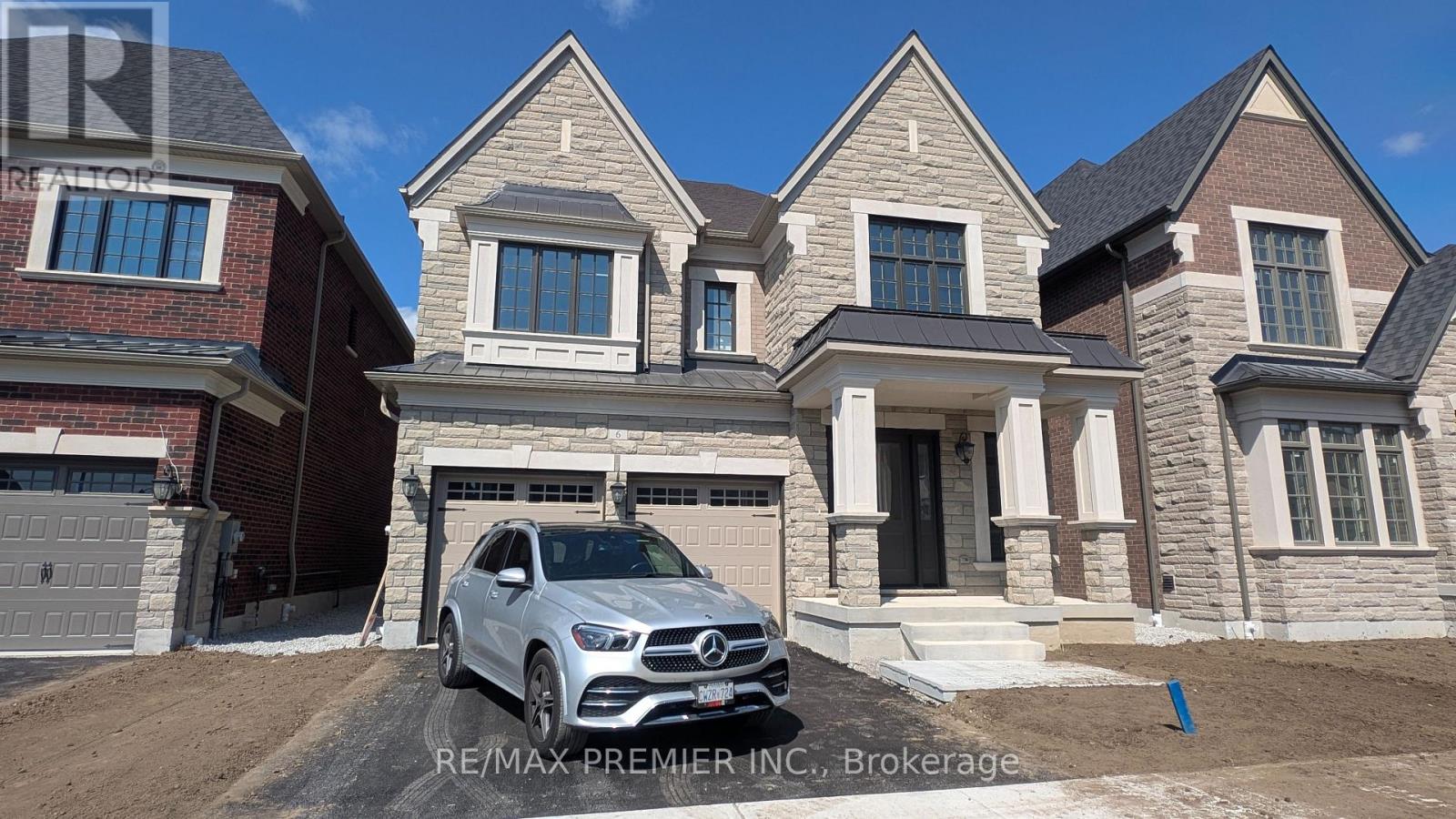 6 Heart Lake Circle, King, Ontario  L7B 0T1 - Photo 2 - N12391529