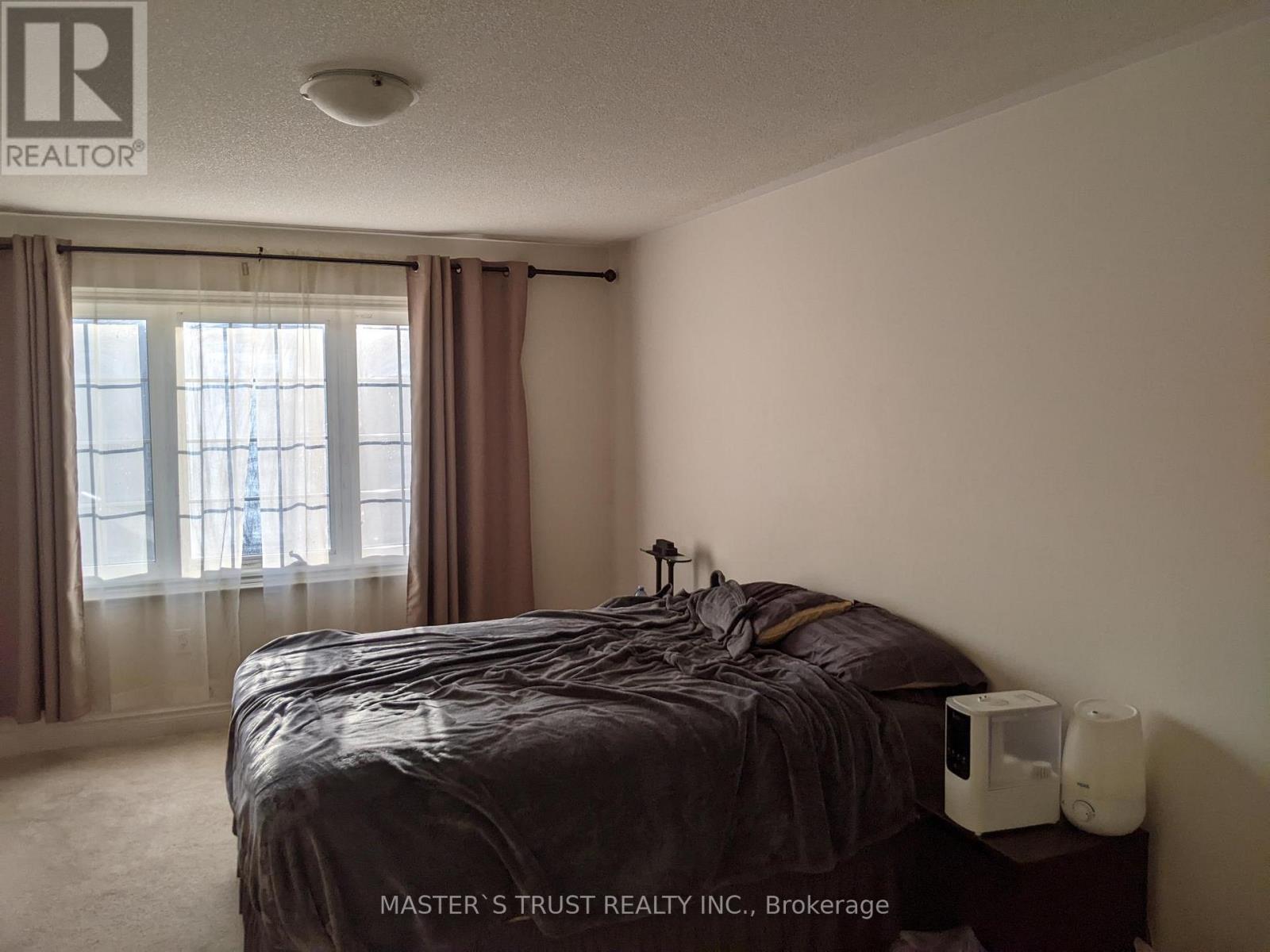 73 Sharonview Crescent, East Gwillimbury, Ontario  L9N 0L6 - Photo 16 - N12389119