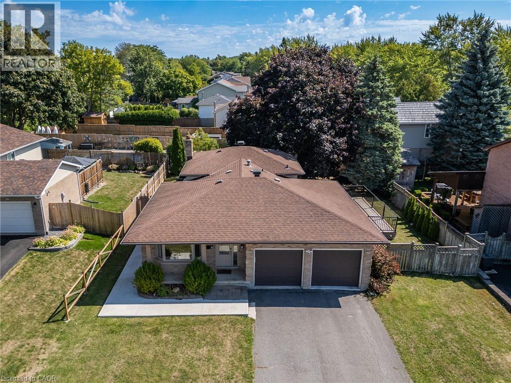 Property at 15 WINDFIELD Crescent image 1