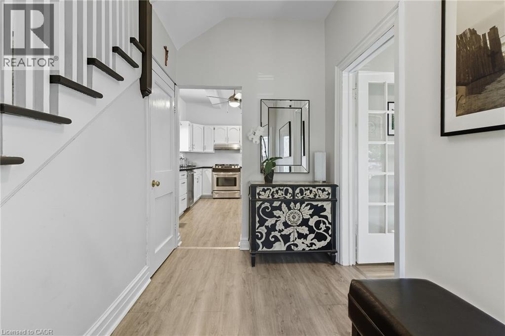 33 Broadway Avenue, Hamilton, Ontario  L8S 2V6 - Photo 7 - 40768087