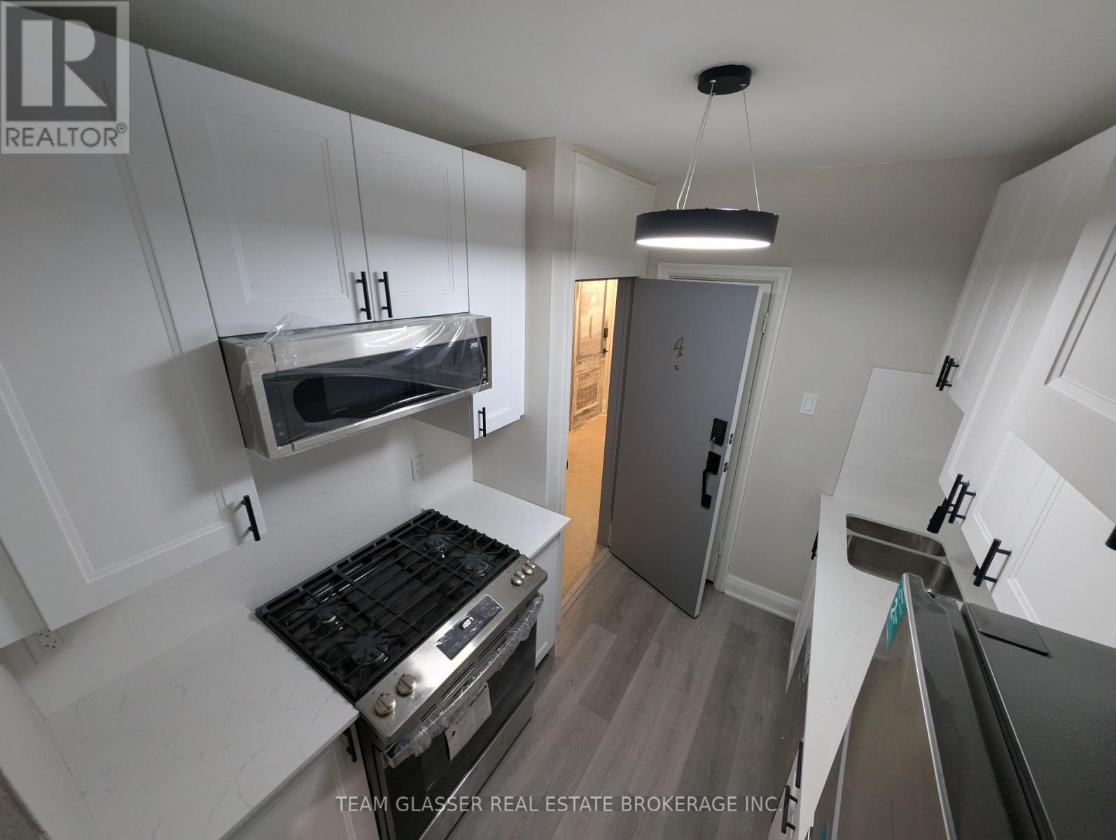 4 - 111 Dundas Street, London East, Ontario  N6A 1E8 - Photo 5 - X12122050