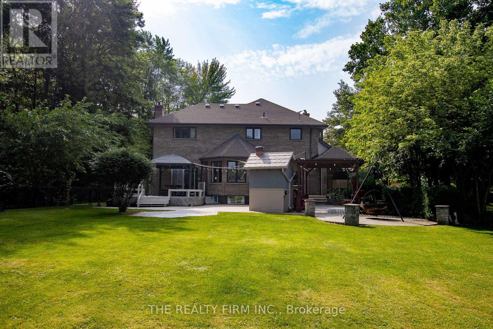 145 Walker Street, West Elgin, Ontario  N0L 2P0 - Photo 37 - X12389377