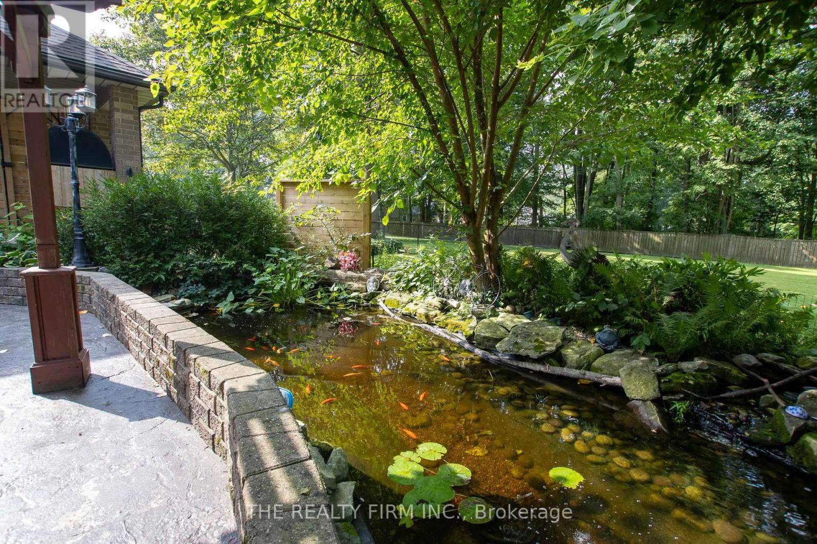 145 Walker Street, West Elgin, Ontario  N0L 2P0 - Photo 42 - X12389377