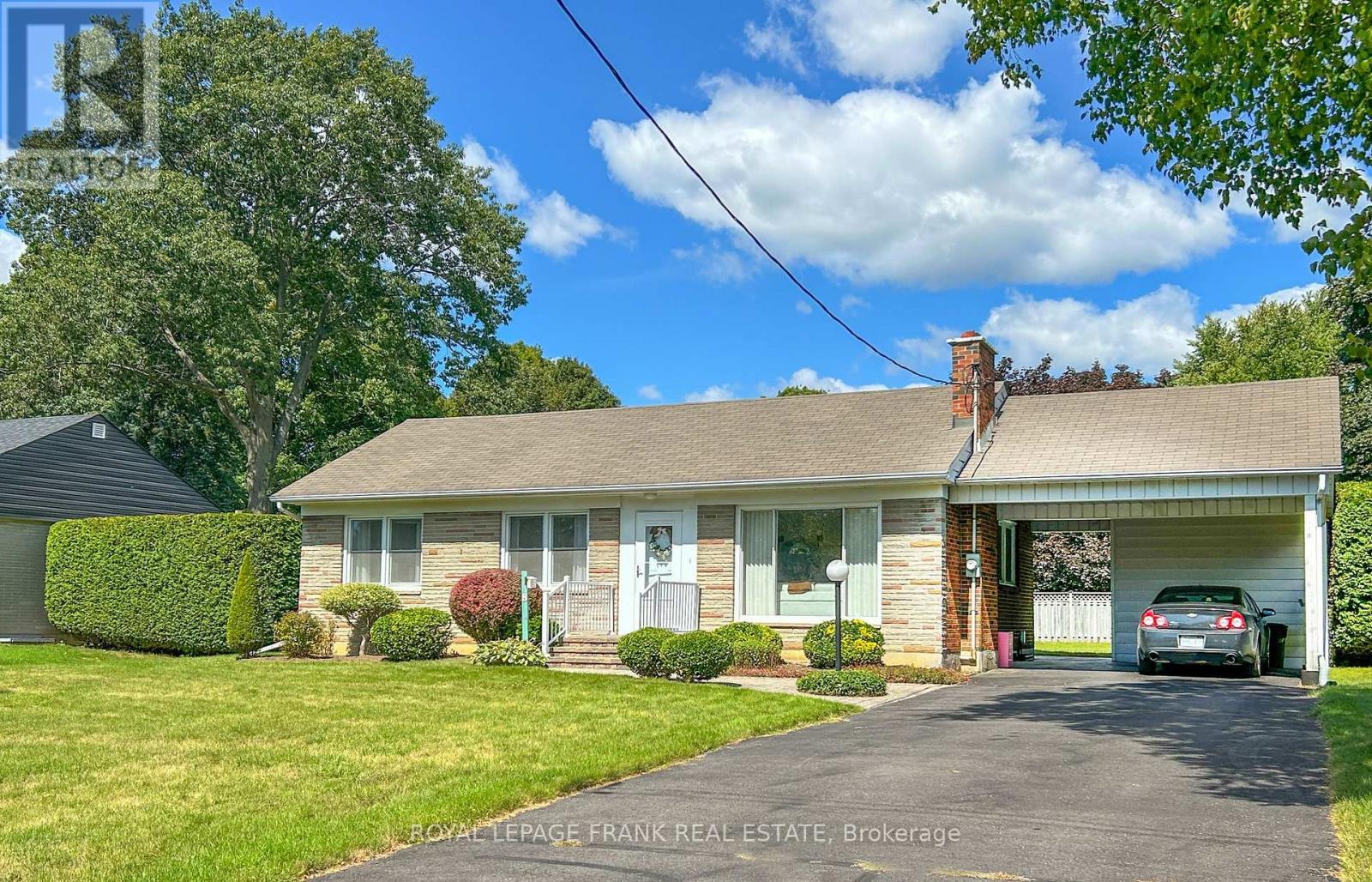 8 Edsall Avenue, Clarington, Ontario  L1C 2A8 - Photo 5 - E12392644