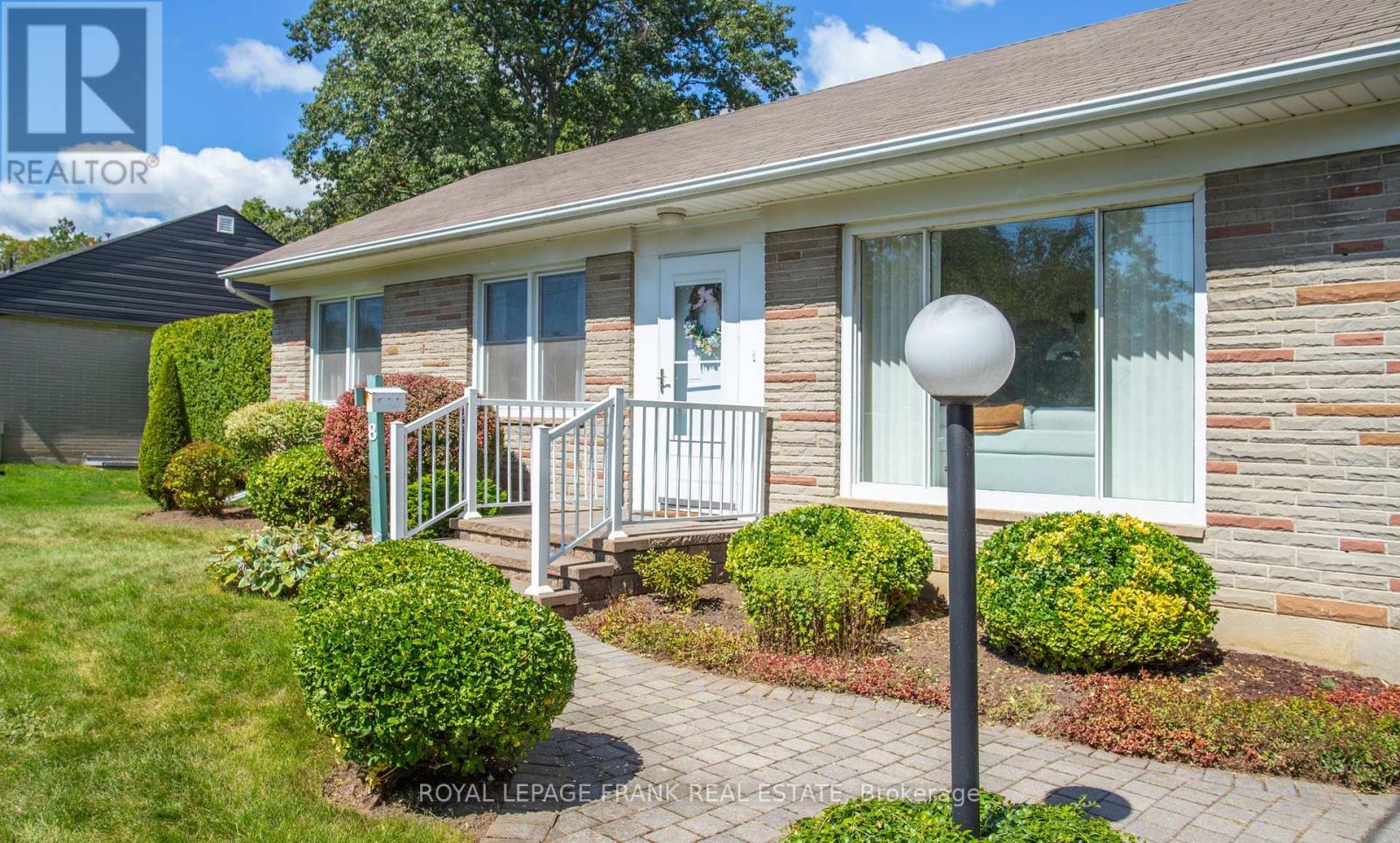 8 Edsall Avenue, Clarington, Ontario  L1C 2A8 - Photo 6 - E12392644