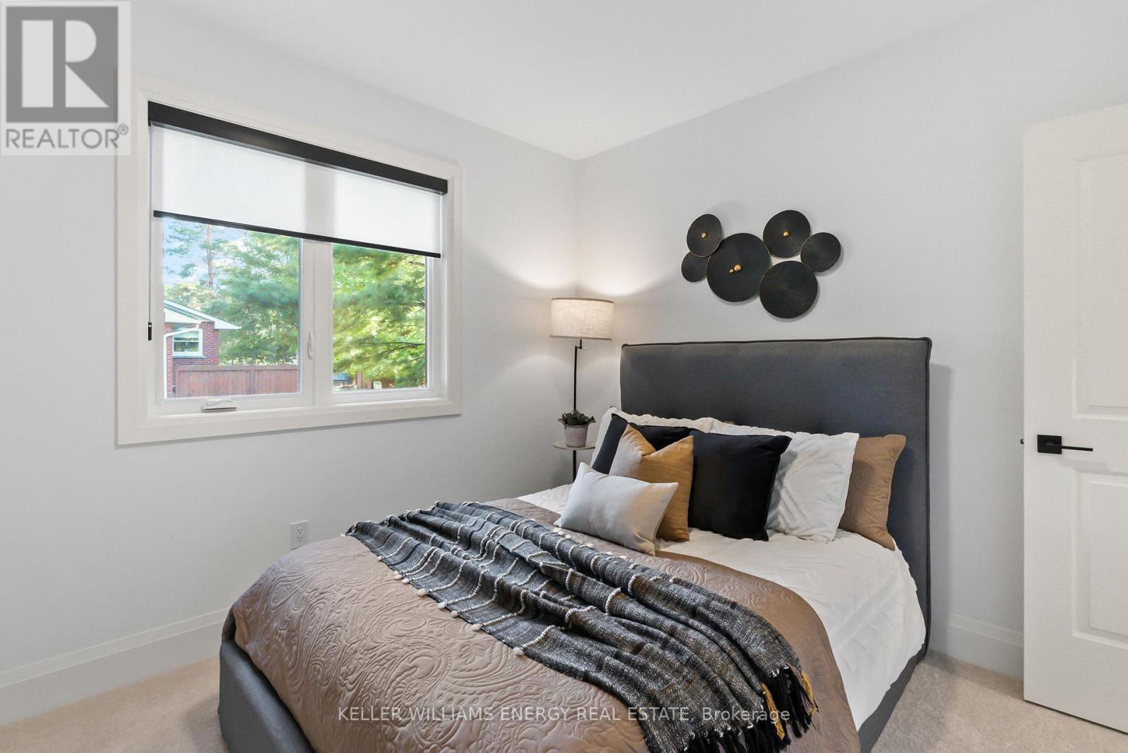 56 Meadow Crescent, Whitby, Ontario  L1N 3J3 - Photo 21 - E12392651