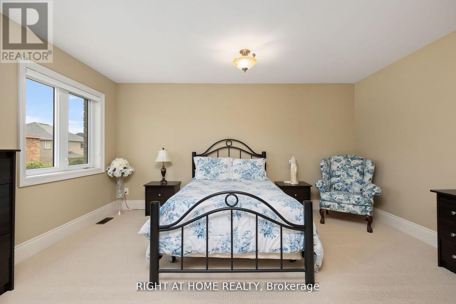25 Charterhouse Drive N, Whitby, Ontario  L1R 3R8 - Photo 22 - E12392660