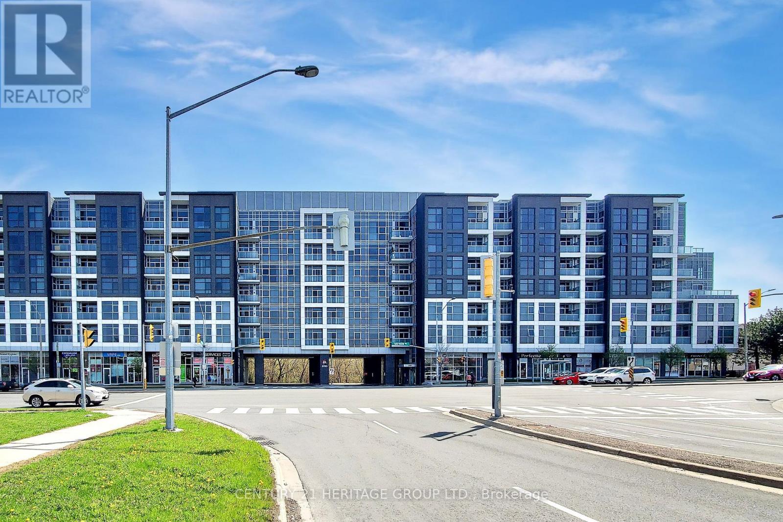 322 - 8763 BAYVIEW AVENUE, Richmond Hill, Ontario
