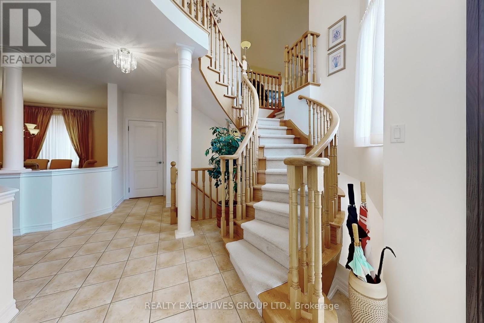 32 Shadow Falls Drive, Richmond Hill (Jefferson), Ontario  L4E 4J7 - Photo 19 - N12392554