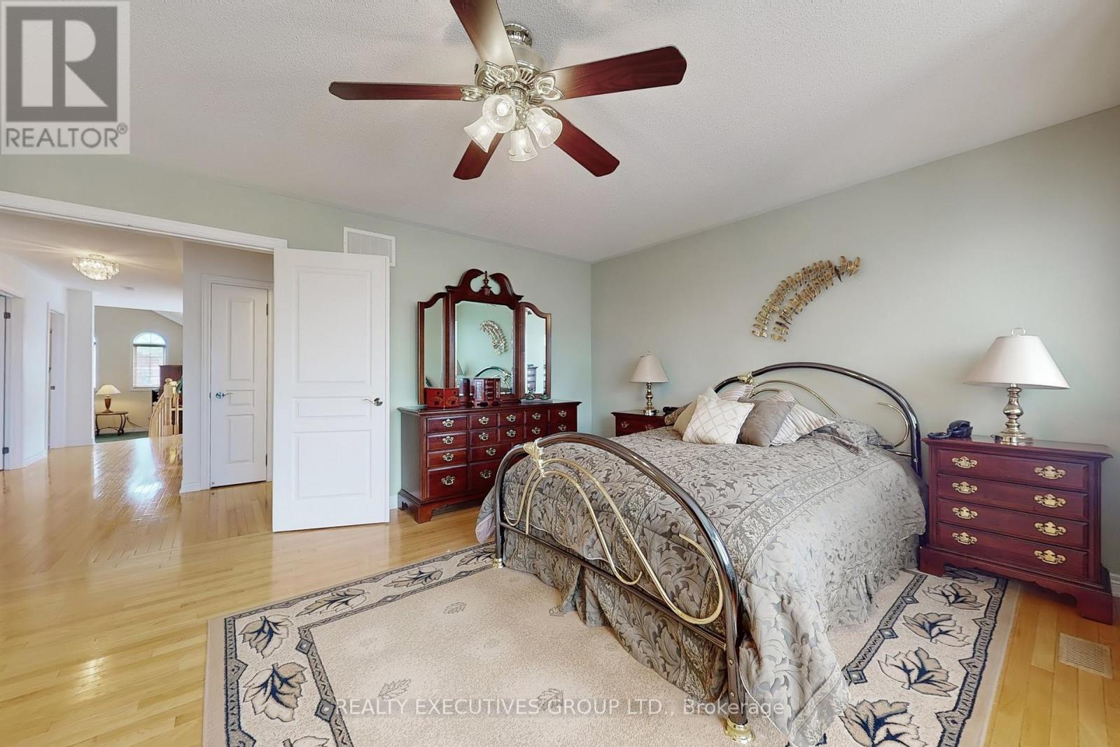 32 Shadow Falls Drive, Richmond Hill (Jefferson), Ontario  L4E 4J7 - Photo 23 - N12392554