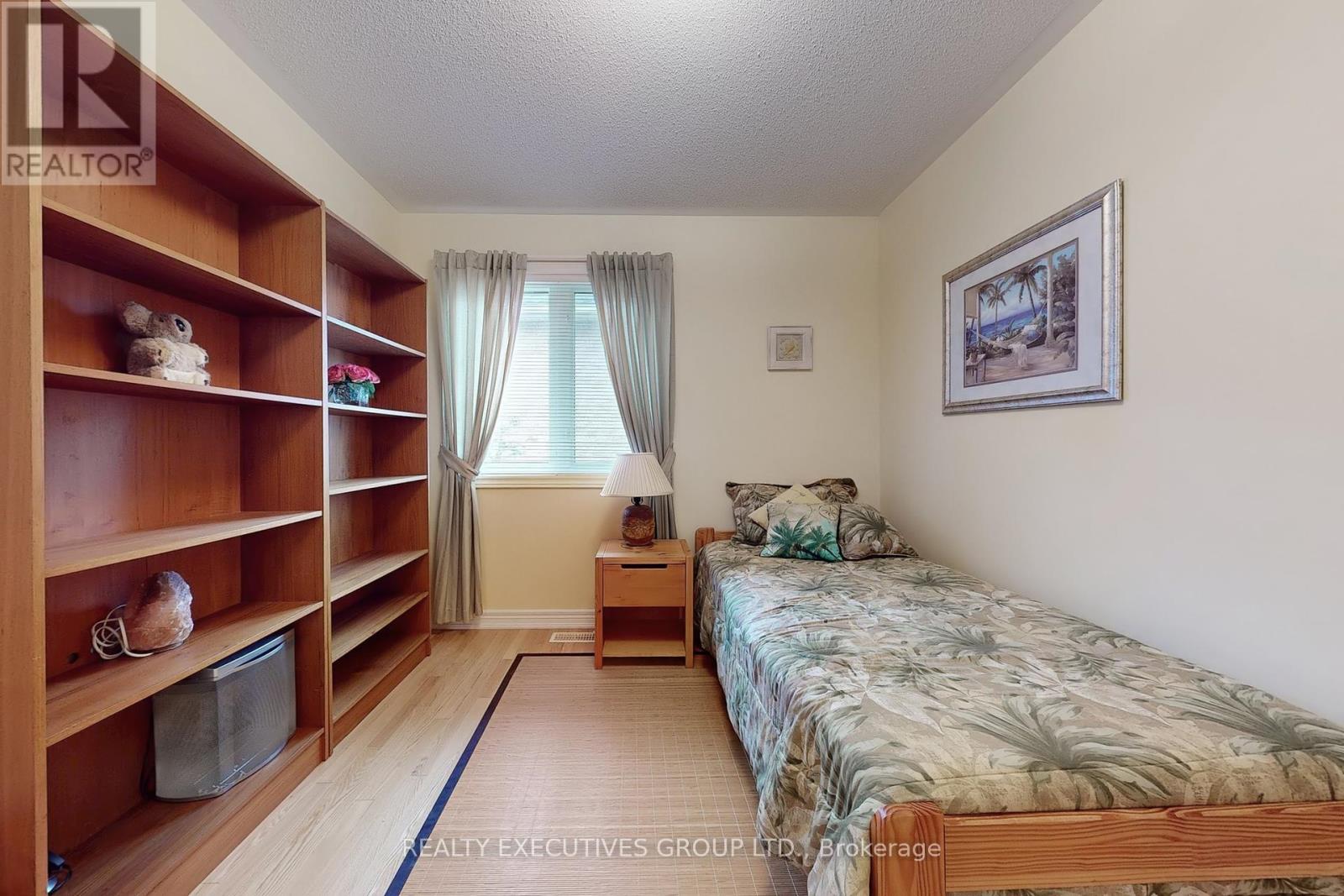 32 Shadow Falls Drive, Richmond Hill (Jefferson), Ontario  L4E 4J7 - Photo 31 - N12392554
