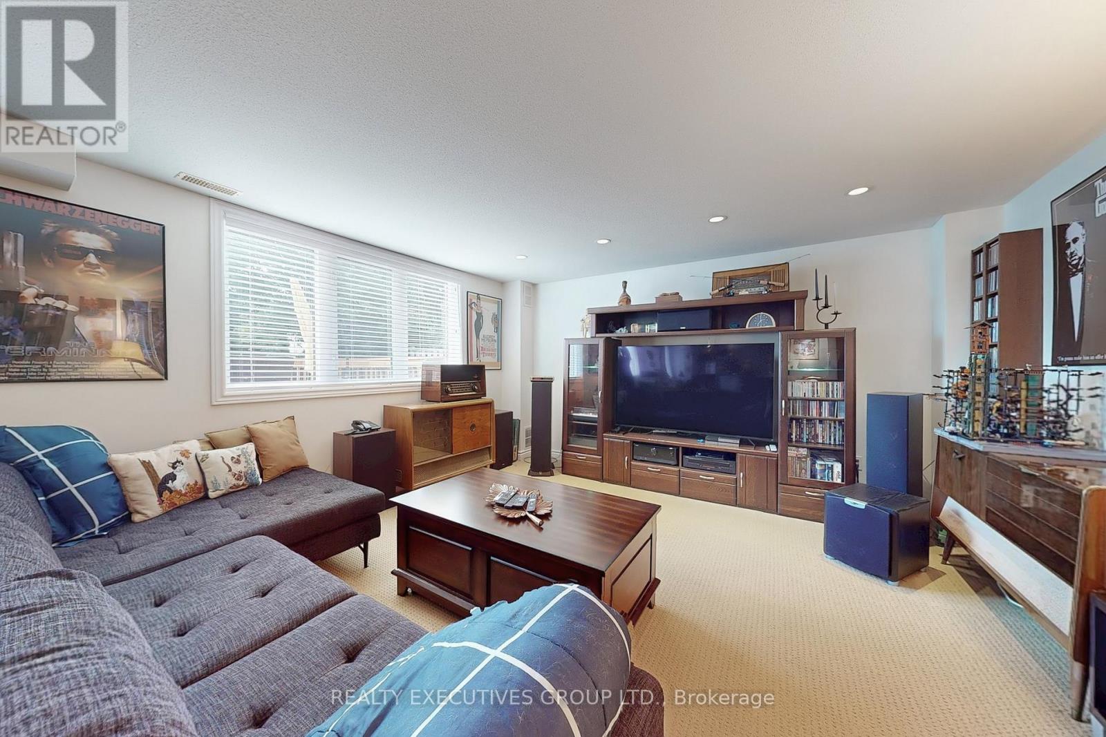 32 Shadow Falls Drive, Richmond Hill (Jefferson), Ontario  L4E 4J7 - Photo 37 - N12392554