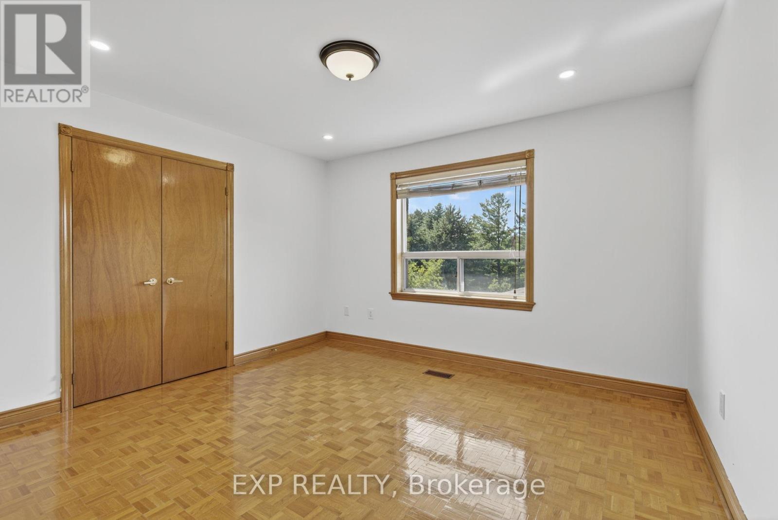 315 Stephanie Boulevard, Vaughan (Kleinburg), Ontario  L4L 1A6 - Photo 23 - N12392580