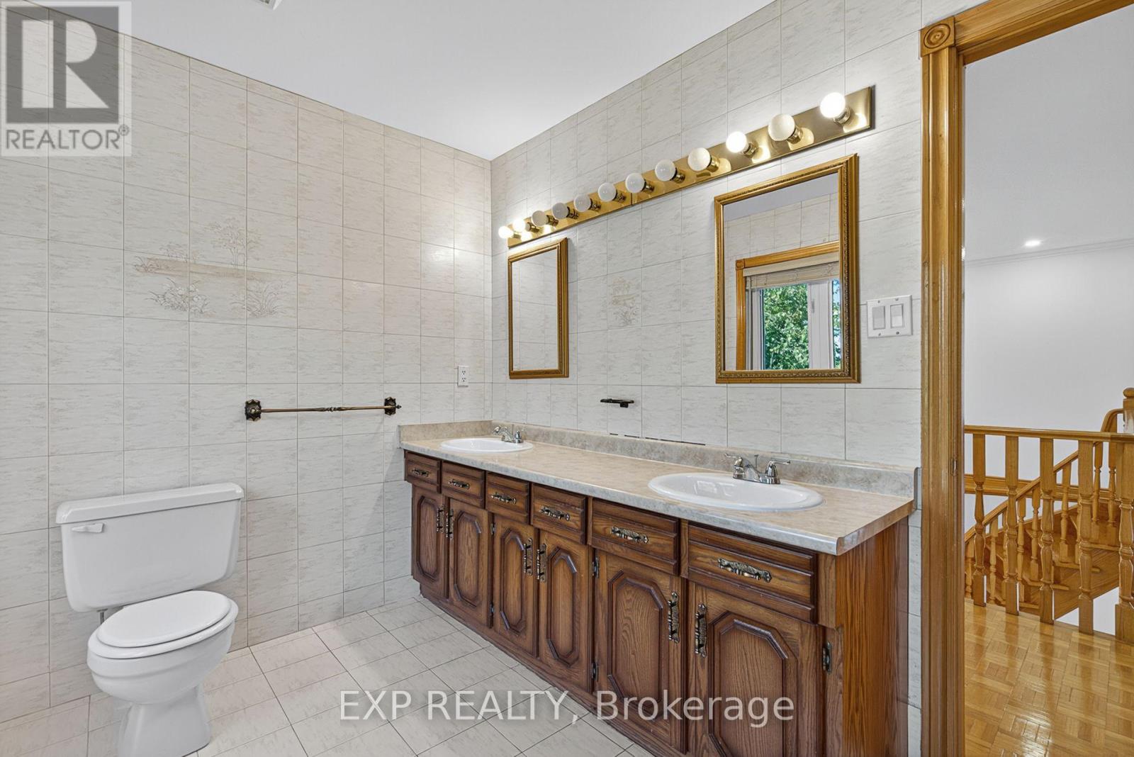 315 Stephanie Boulevard, Vaughan (Kleinburg), Ontario  L4L 1A6 - Photo 26 - N12392580