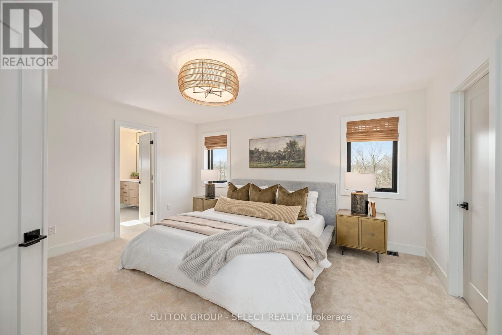 40 Royal Crescent, Southwold, Ontario  N5P 0G5 - Photo 31 - X12392715