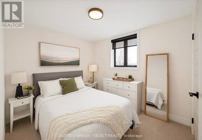 40 Royal Crescent, Southwold, Ontario  N5P 0G5 - Photo 49 - X12392715