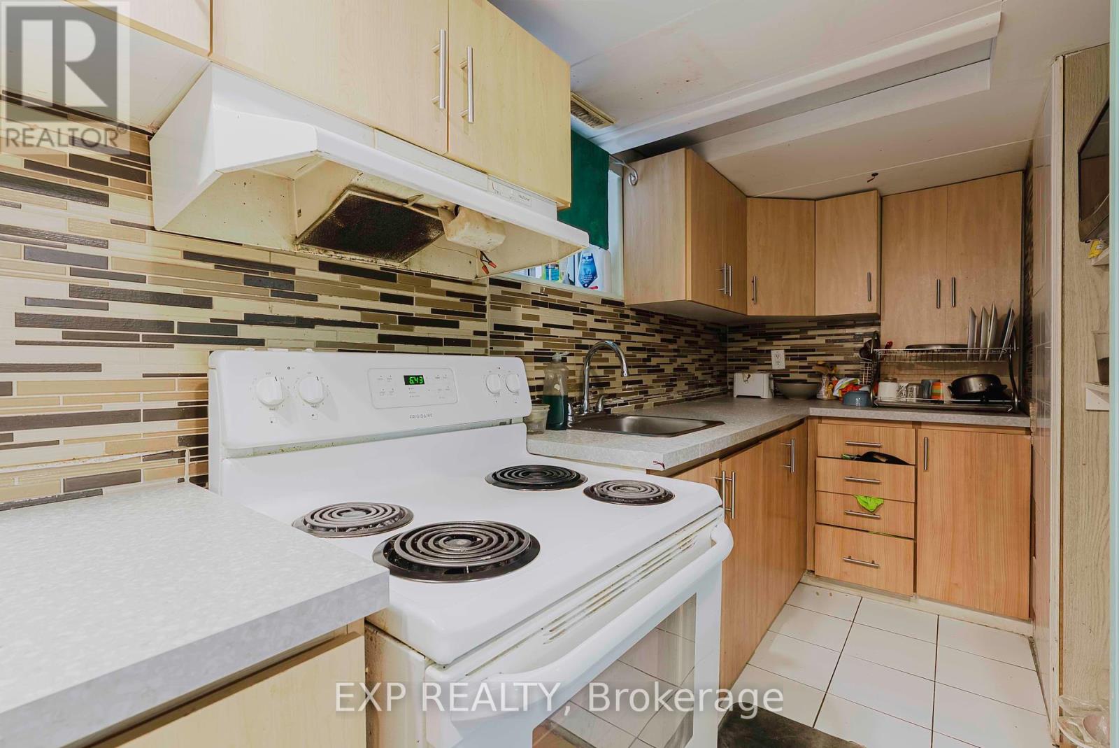 59 Festival Drive, Toronto, Ontario  M2R 3T9 - Photo 36 - C12295530