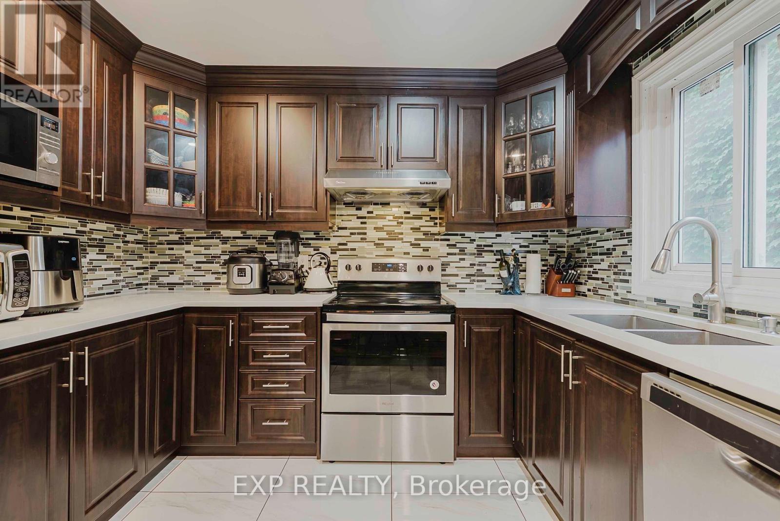 59 Festival Drive, Toronto, Ontario  M2R 3T9 - Photo 14 - C12295530