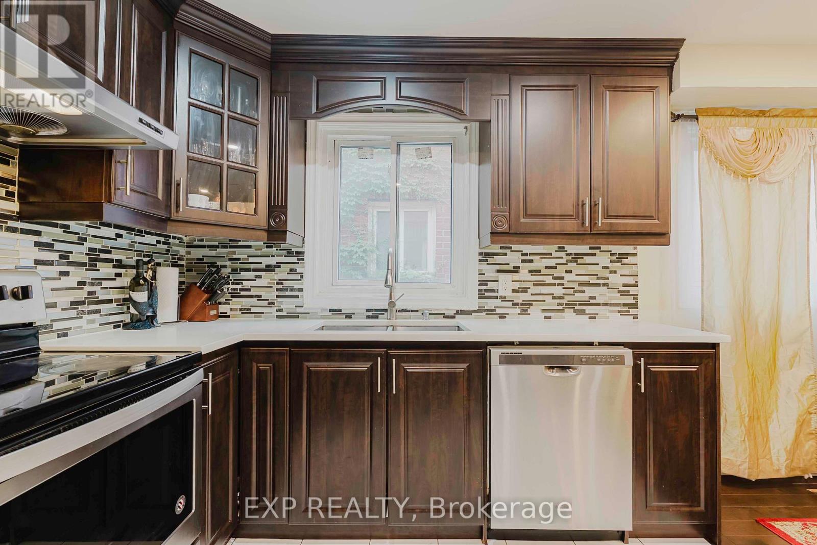 59 Festival Drive, Toronto, Ontario  M2R 3T9 - Photo 16 - C12295530