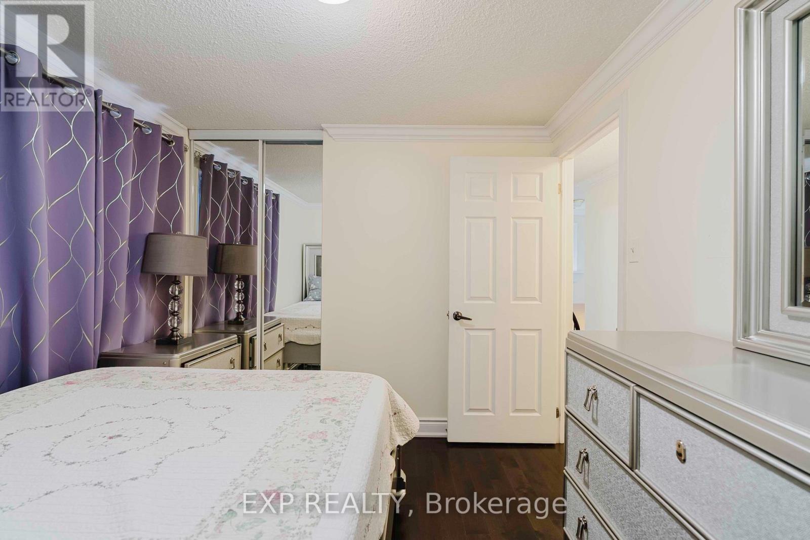 59 Festival Drive, Toronto, Ontario  M2R 3T9 - Photo 28 - C12295530