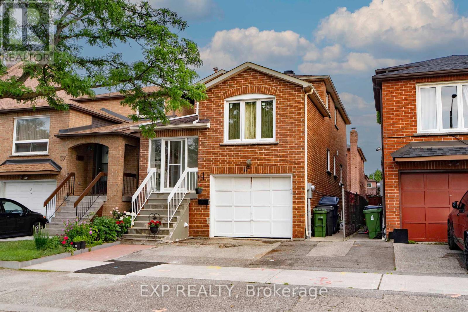 59 Festival Drive, Toronto, Ontario  M2R 3T9 - Photo 2 - C12295530