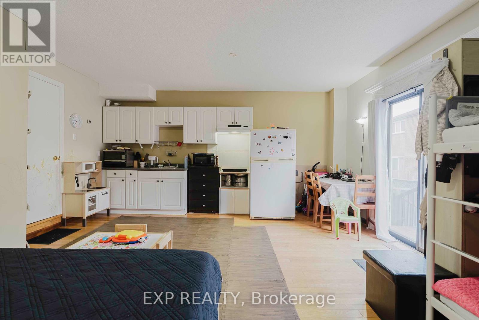 59 Festival Drive, Toronto, Ontario  M2R 3T9 - Photo 44 - C12295530