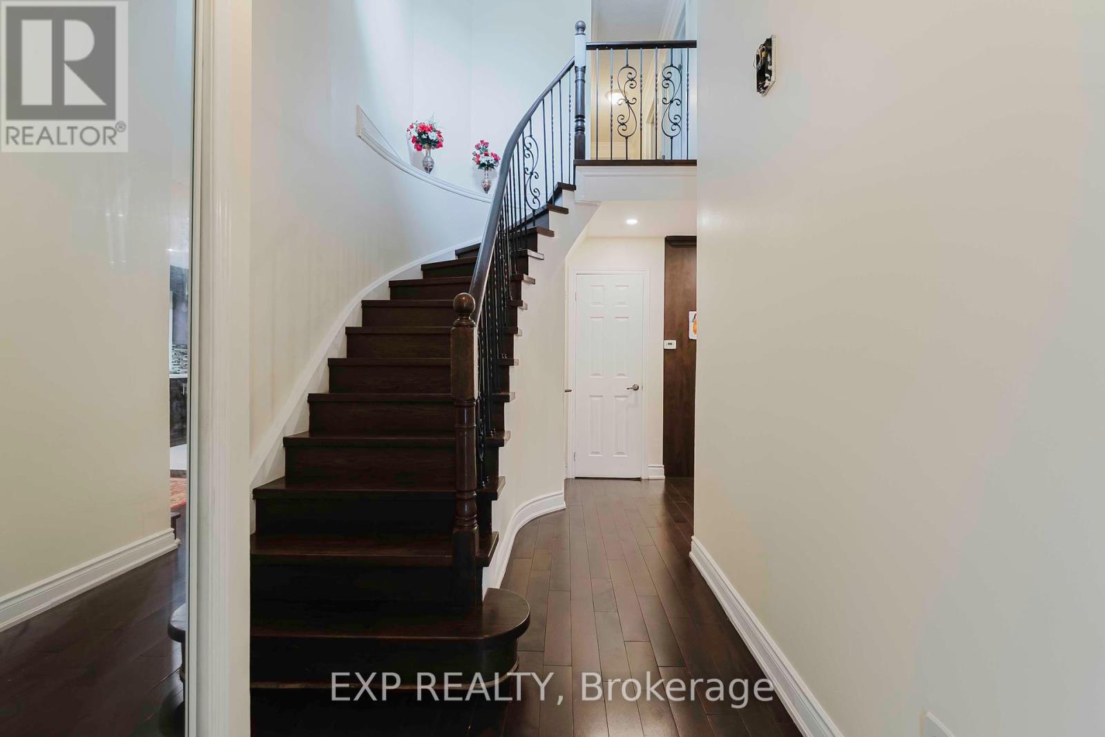 59 Festival Drive, Toronto, Ontario  M2R 3T9 - Photo 7 - C12295530