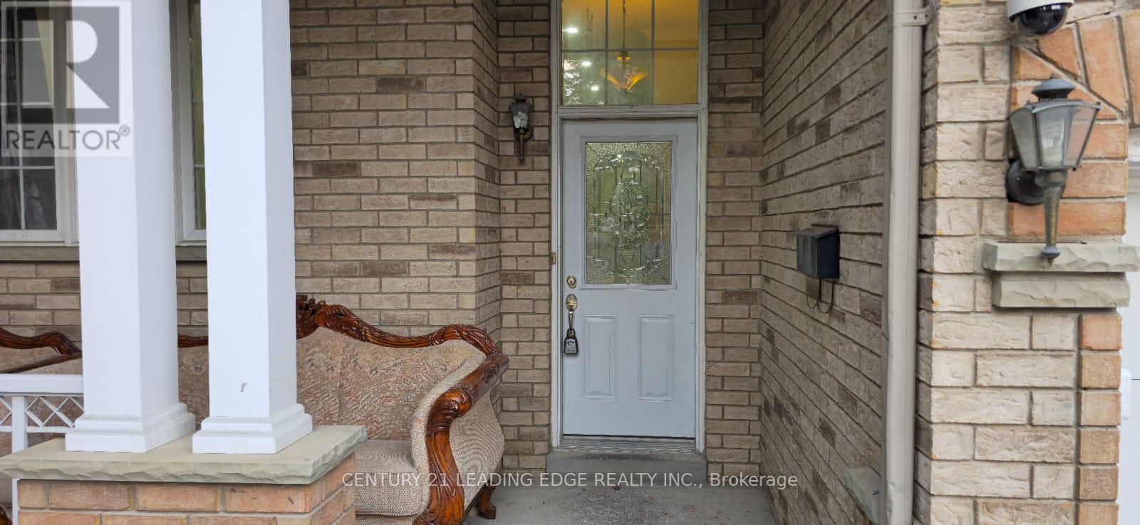 1875 Fairport Road, Pickering, Ontario  L1V 1T2 - Photo 2 - E12341580