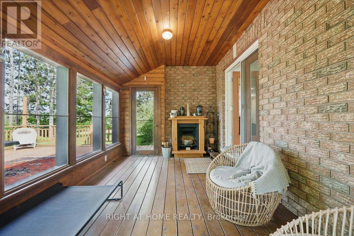 114 David Kennedy Drive, Ottawa, Ontario  K0A 1T0 - Photo 31 - X12392633
