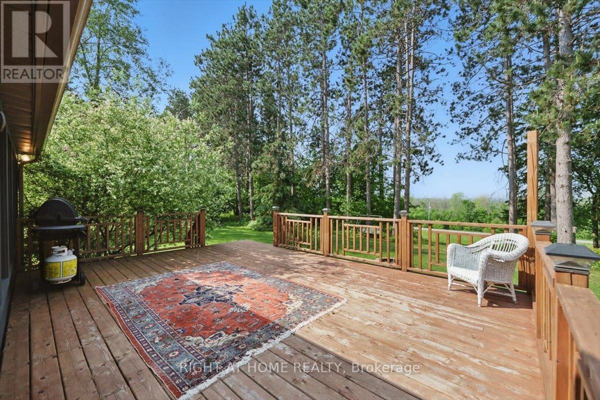 114 David Kennedy Drive, Ottawa, Ontario  K0A 1T0 - Photo 32 - X12392633