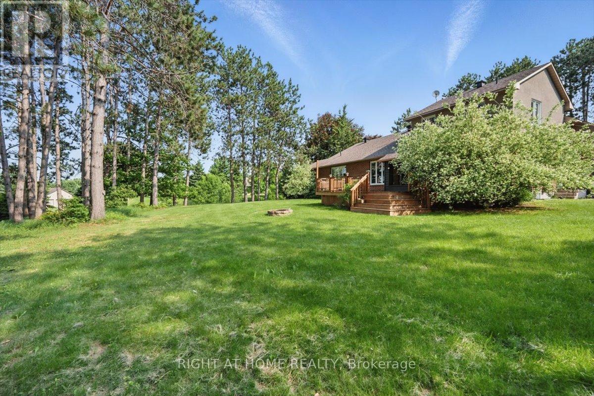 114 David Kennedy Drive, Ottawa, Ontario  K0A 1T0 - Photo 33 - X12392633