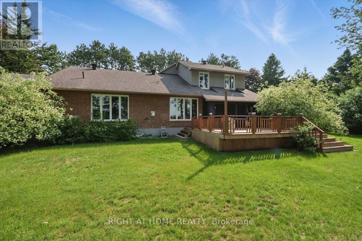 114 David Kennedy Drive, Ottawa, Ontario  K0A 1T0 - Photo 34 - X12392633