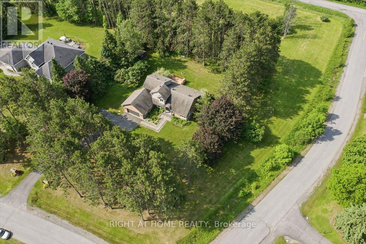114 David Kennedy Drive, Ottawa, Ontario  K0A 1T0 - Photo 35 - X12392633