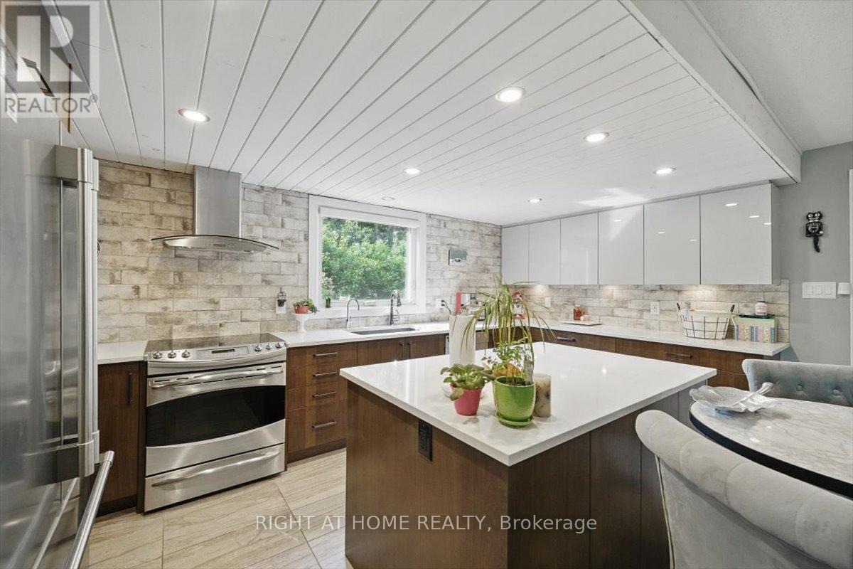 114 David Kennedy Drive, Ottawa, Ontario  K0A 1T0 - Photo 8 - X12392633