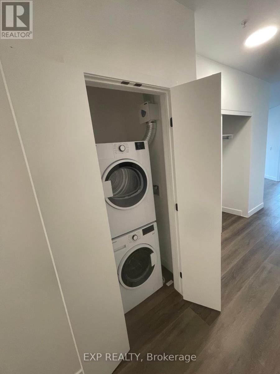 213 - 1600 James Naismith Drive, Ottawa, Ontario  K1B 5N8 - Photo 3 - X12392723