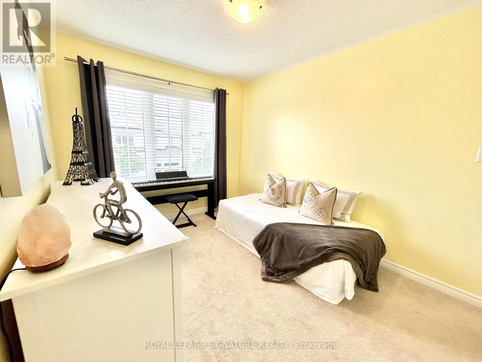 10 Zanetta Crescent, Brampton, Ontario  L6Y 6A3 - Photo 16 - W12392558