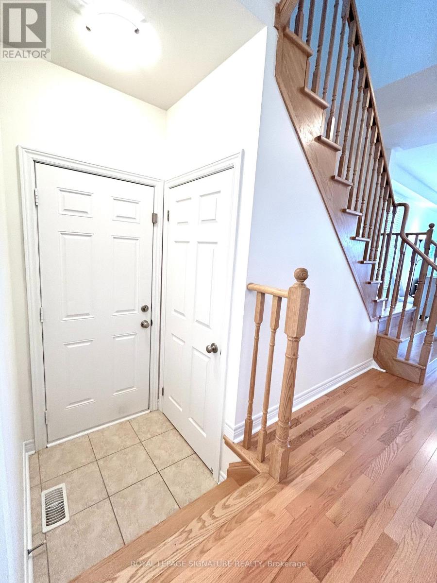 10 Zanetta Crescent, Brampton, Ontario  L6Y 6A3 - Photo 23 - W12392558