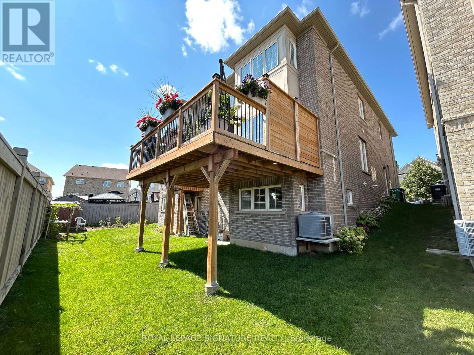 10 Zanetta Crescent, Brampton, Ontario  L6Y 6A3 - Photo 29 - W12392558