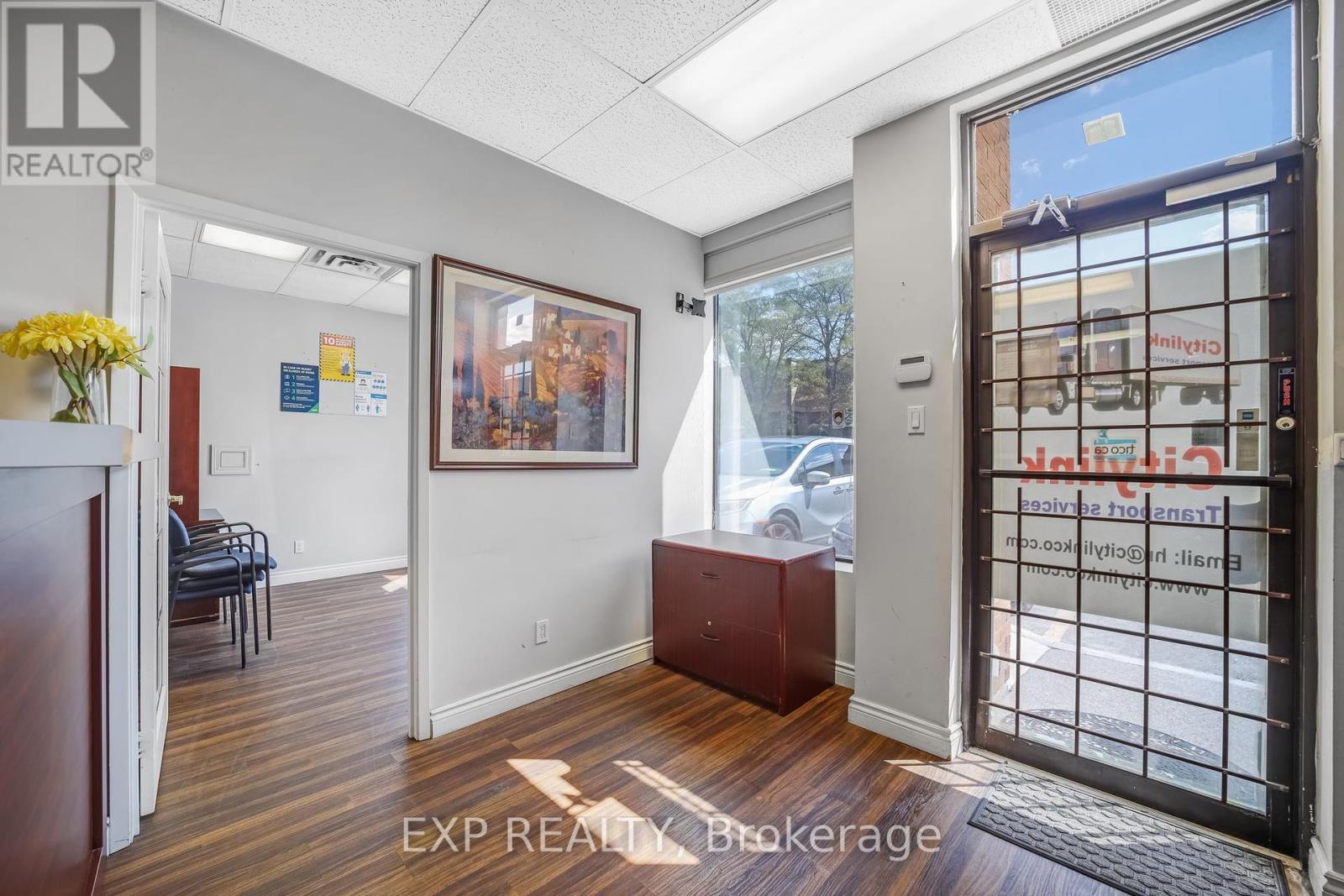 29 - 1310 Midway Boulevard, Mississauga, Ontario  L5T 2K5 - Photo 3 - W12392565