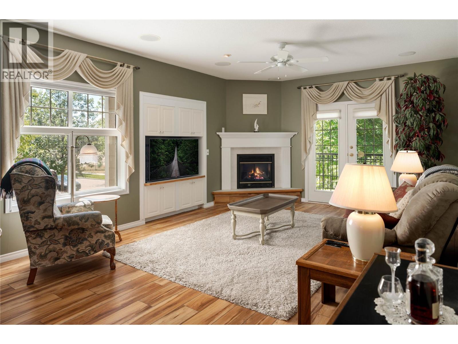 419 Providence Avenue, Kelowna, British Columbia  V1W 4S8 - Photo 2 - 10362340