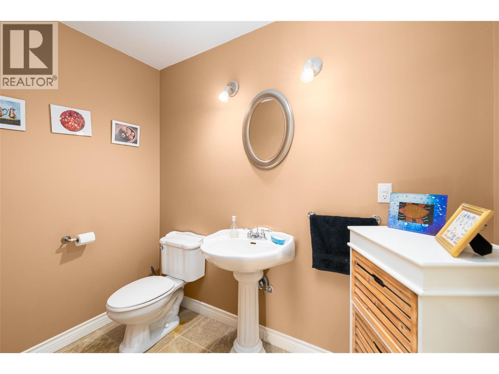 3900 Haskins Road E, Creston, British Columbia V0B 1G1 - Photo 26 - 10362015