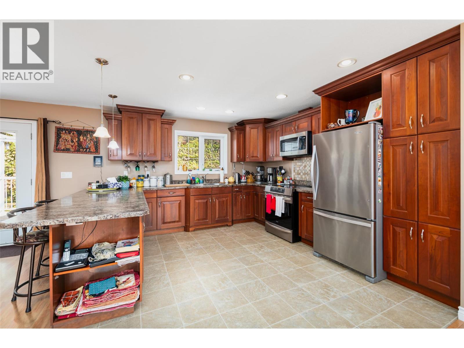 3900 Haskins Road E, Creston, British Columbia V0B 1G1 - Photo 16 - 10362015